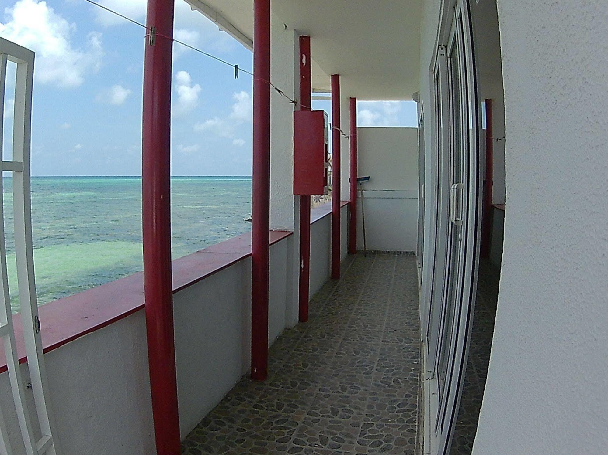 Apartamentos Rocky Cay Bay San Andres  Exterior photo